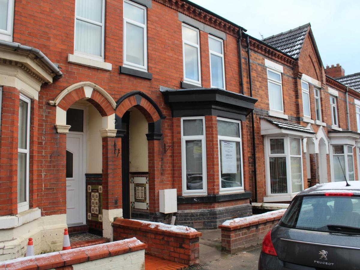 Townhouse Plus @ 282 Walthall Street Crewe Esterno foto