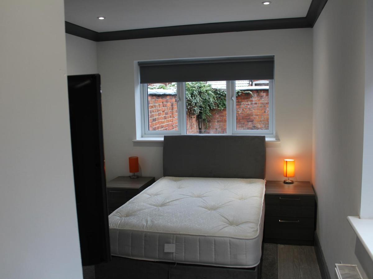 Townhouse Plus @ 282 Walthall Street Crewe Esterno foto